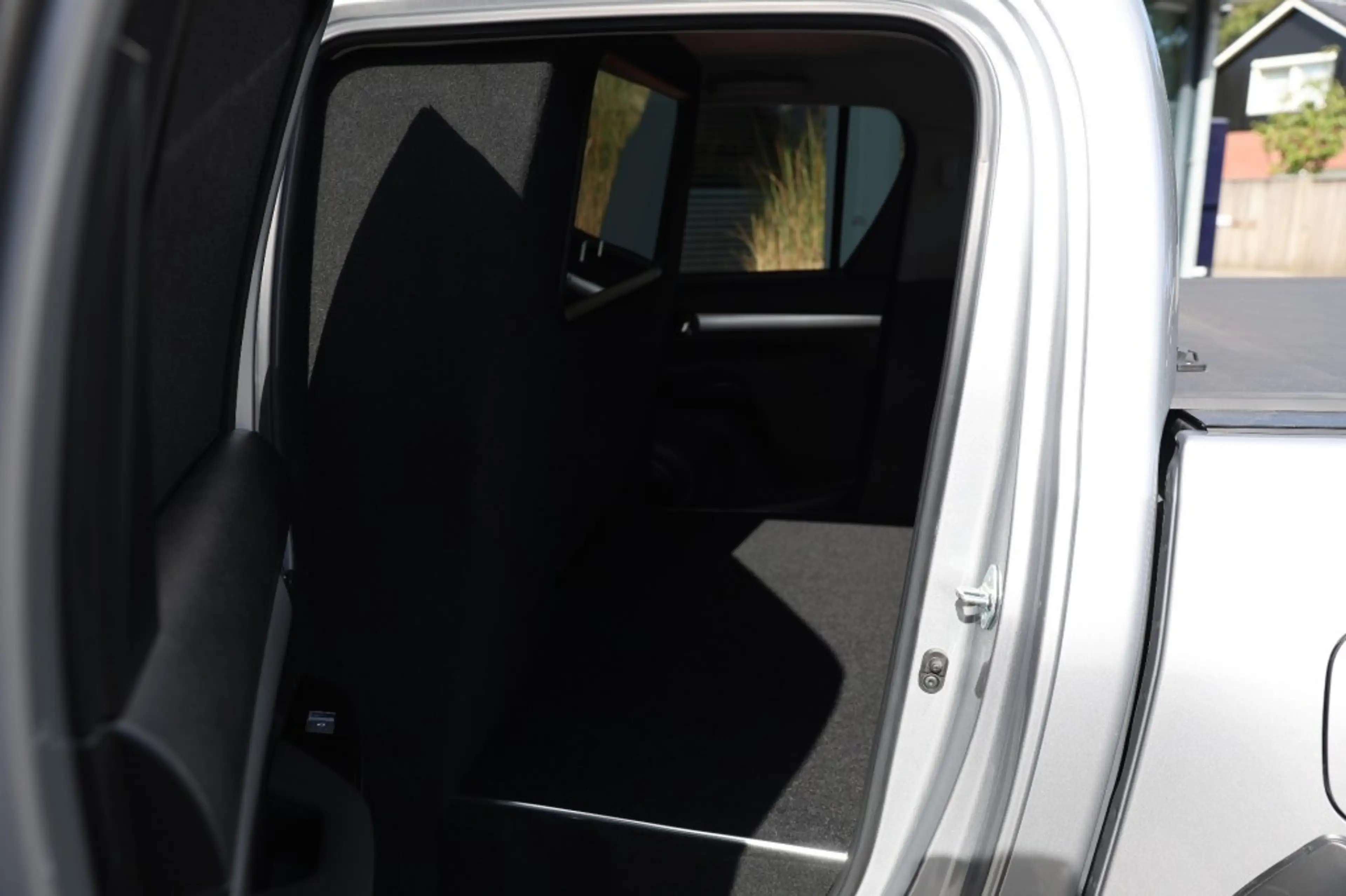 Toyota Hilux 2.8 D-4D DUBBEL CABIN EXECUTIVE A/T 2 ZITS 4WD VAN — photo 8