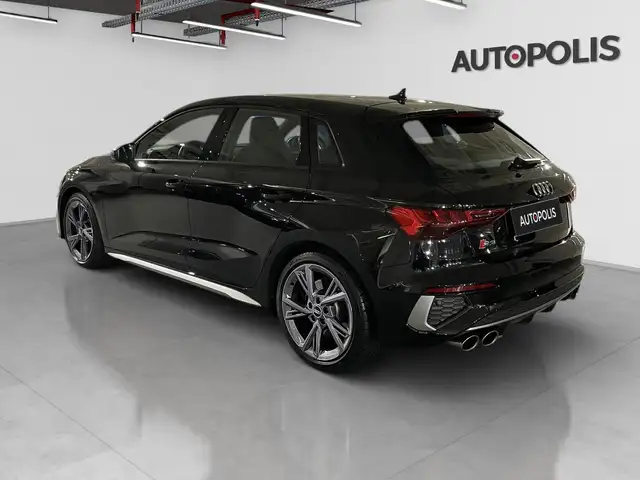 Audi S3 view 13
