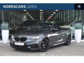 2 Serie Cabrio M240i Automaat / Sportstoelen / Com