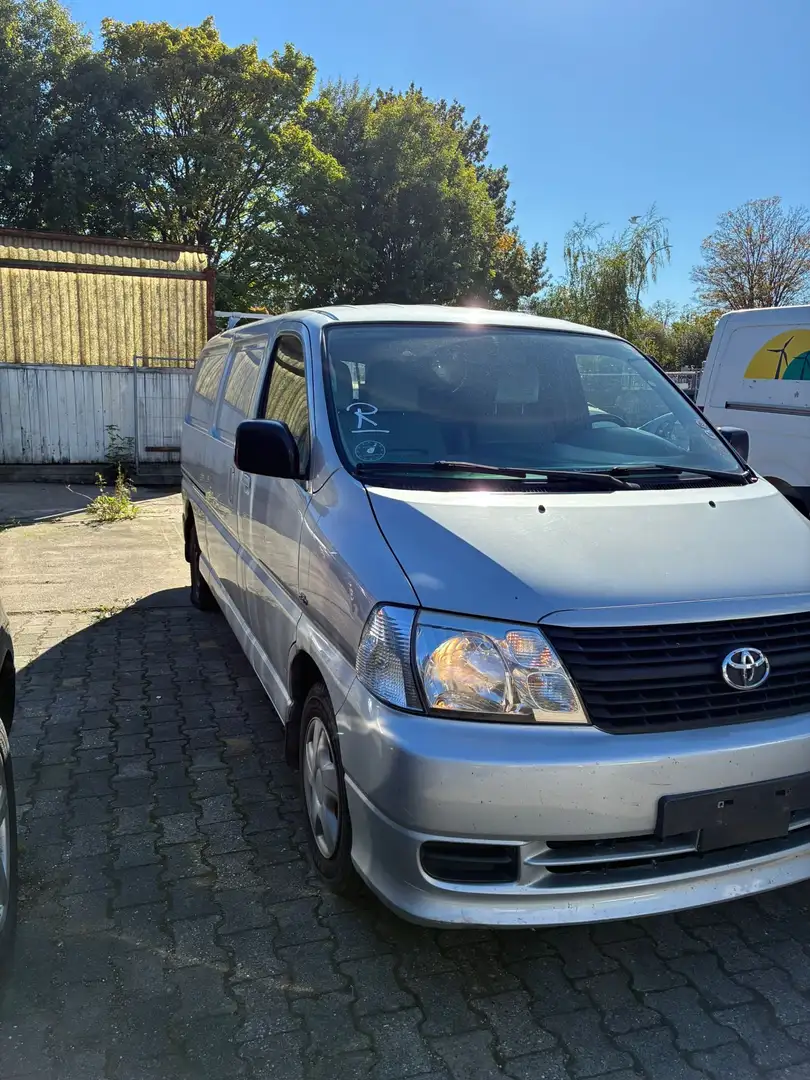 Toyota Hiace Toyota Hiace 2007 Long Silber - 2