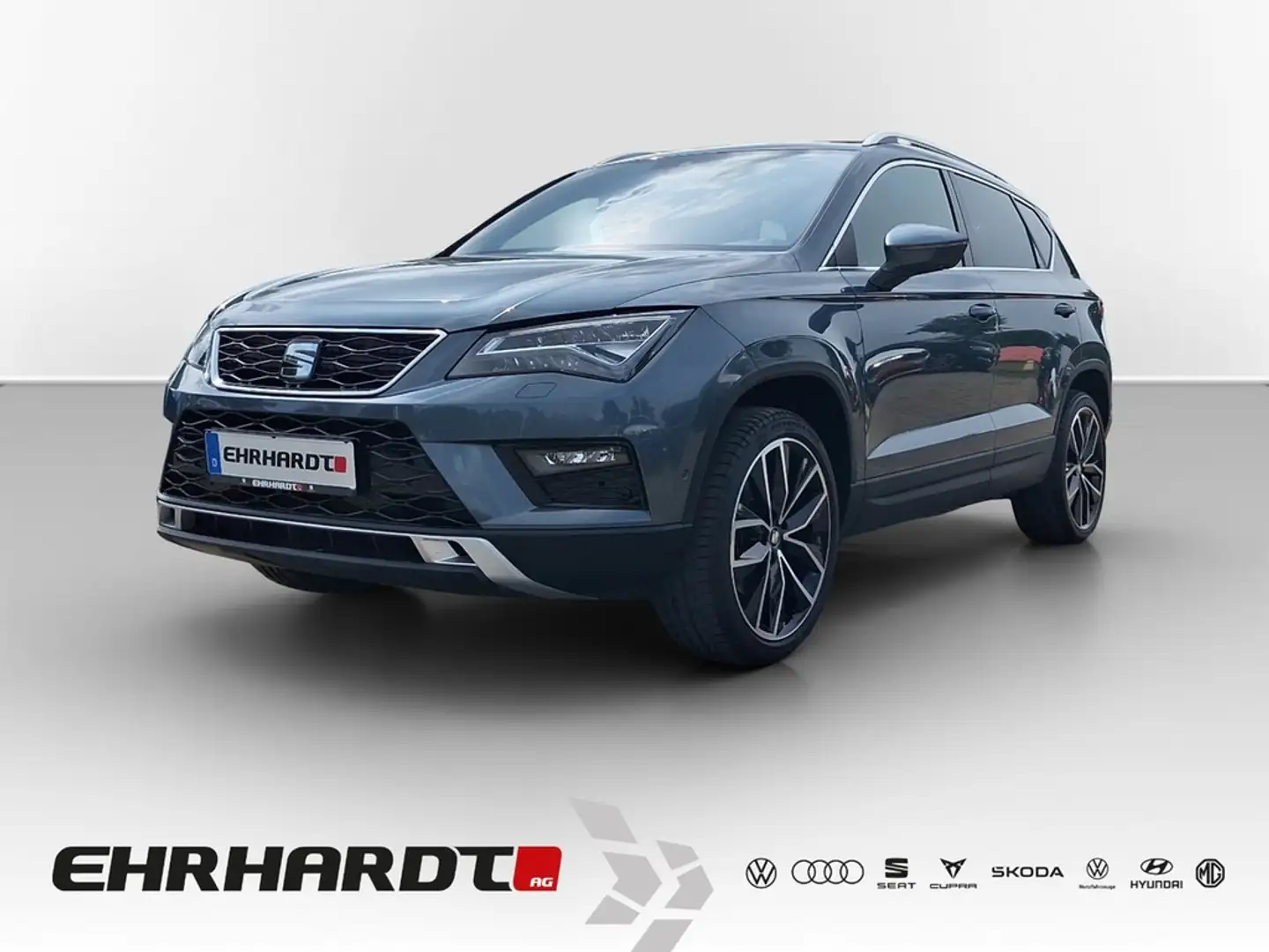 SEAT Ateca 1.5 TSI ACT DSG Xcellence AHK*PANO*NAVI*LED*BEH... Grau - 1