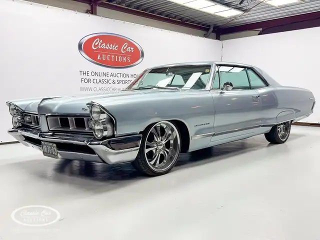 Pontiac - ONLINE AUCTION