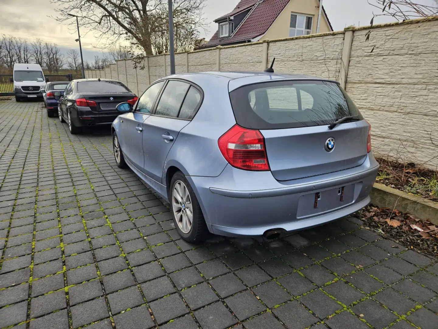 BMW 116 i Синій - 2