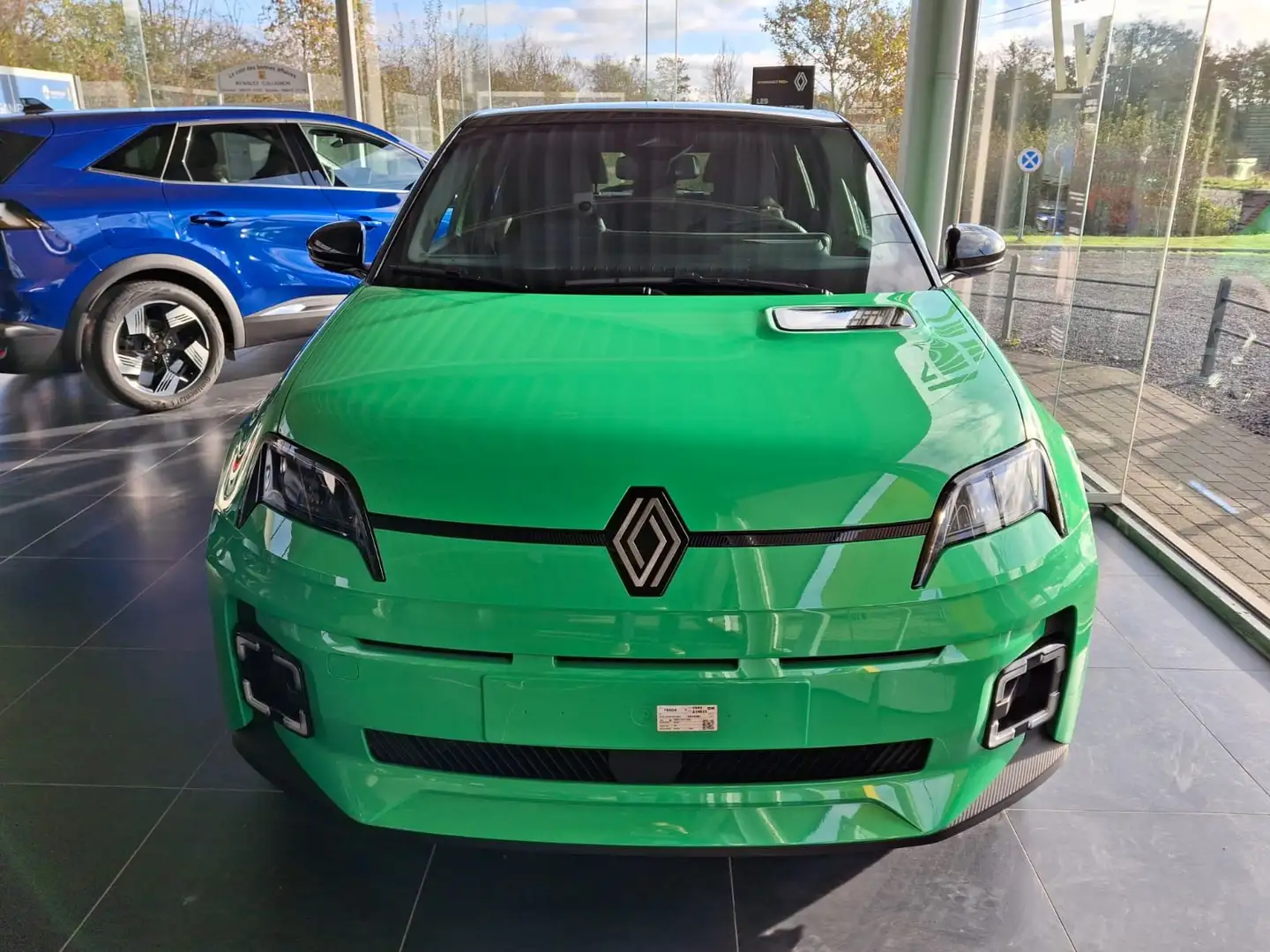 Renault R 5 E-R 52 kWh Iconiq Cinq / techno Zwart - 2