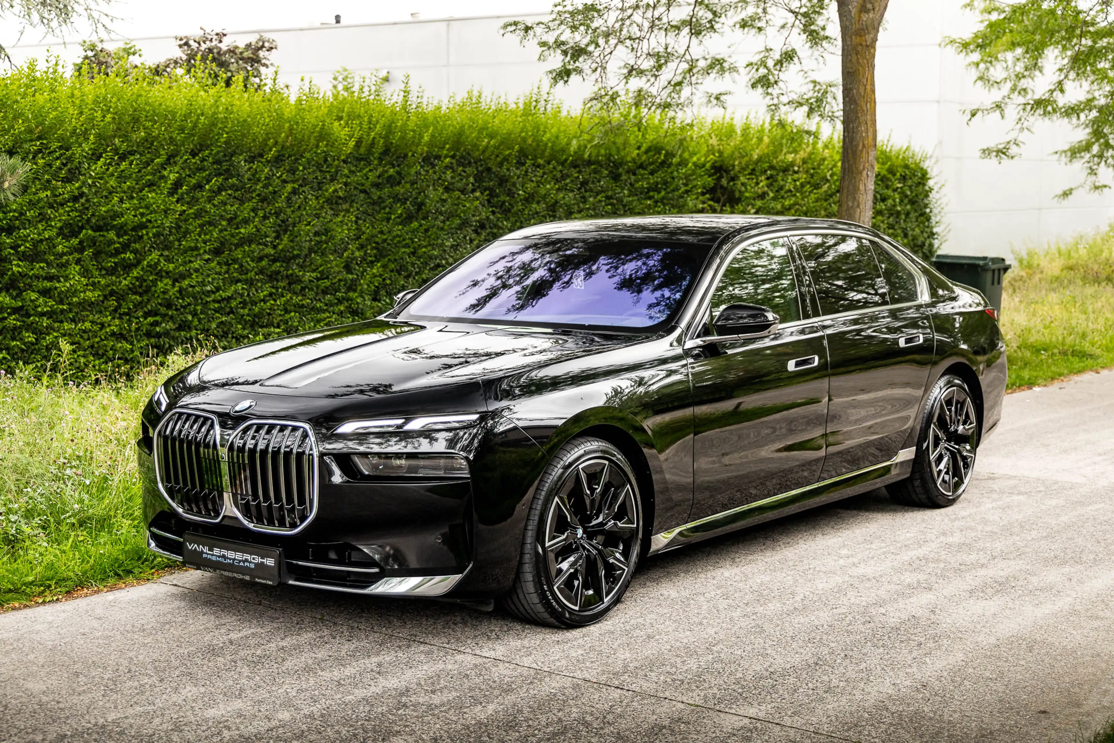 BMW 740 dAS xDrive * Pano * Massage * 360 ° * HUD * Softclose * Keyless * BTW — photo 11