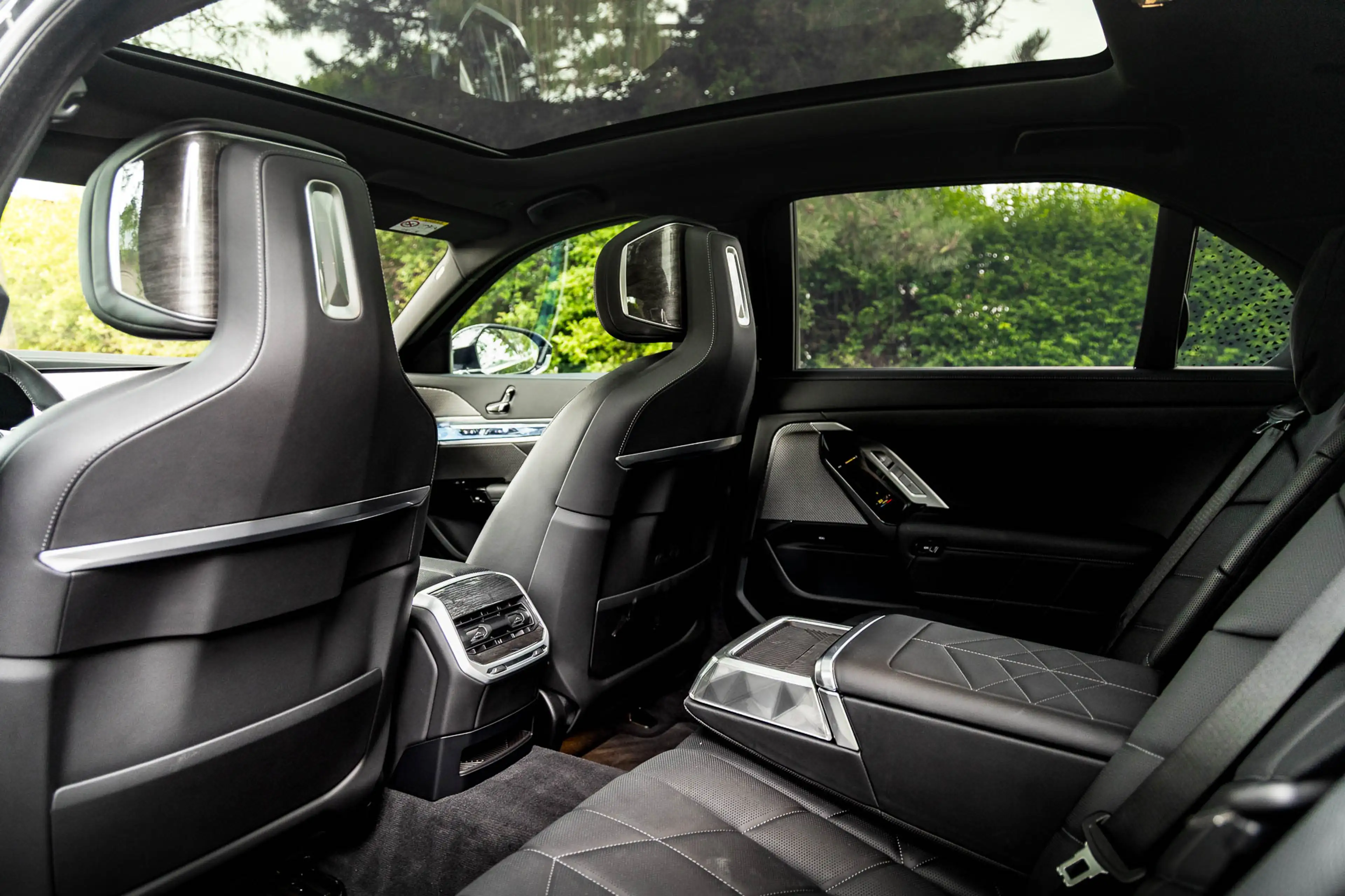 BMW 740 dAS xDrive * Pano * Massage * 360 ° * HUD * Softclose * Keyless * BTW — photo 9