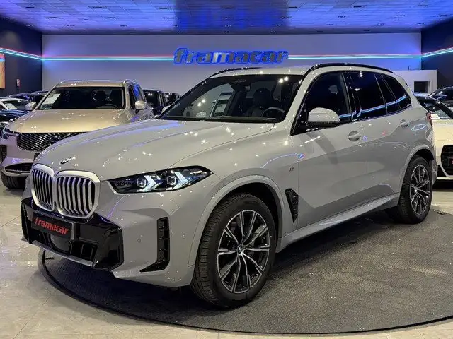 BMW X5 xDrive 30dA xLine