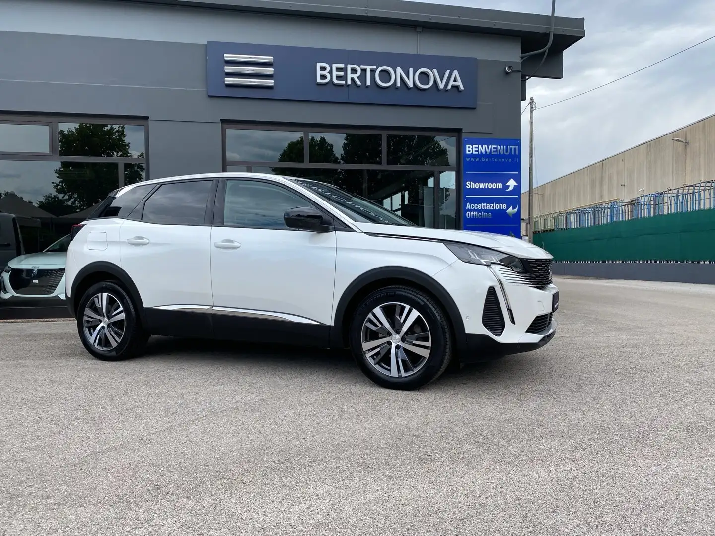 Peugeot 3008 BlueHDi 130 S&S EAT8 Allure Pack Blanc - 2