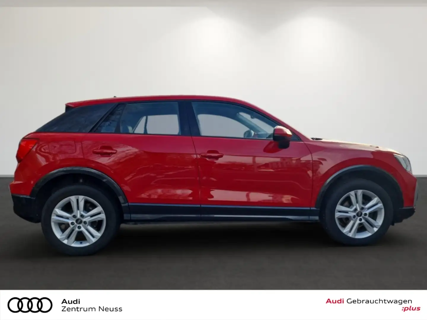 Audi Q2 35 TFSI advanced KAMERA CARPLAY PDC SZH Rot - 2
