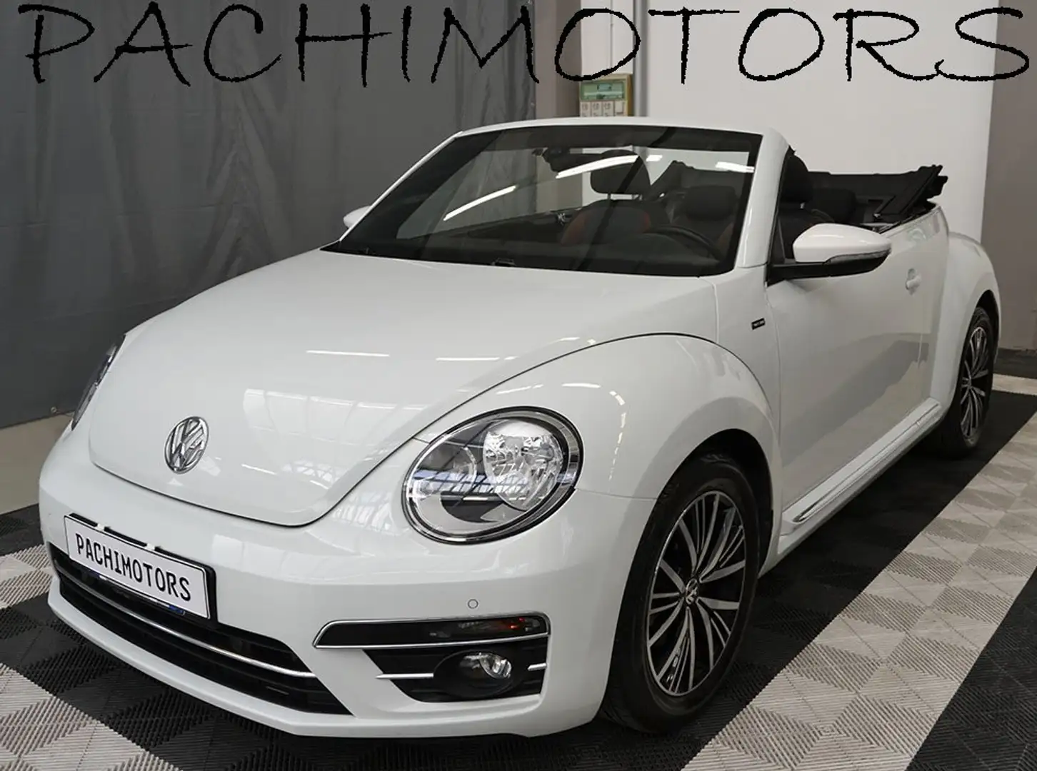 Volkswagen Maggiolino Cabrio 1.4 TSI AllStar BlueMotion Technology Bianco - 1