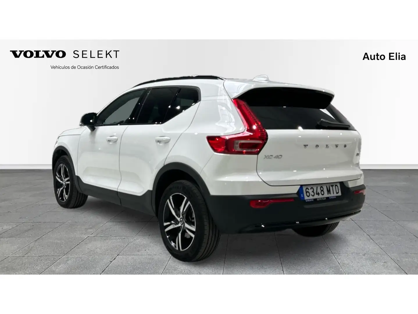 Volvo XC40 B3 Plus Aut. Blanco - 2