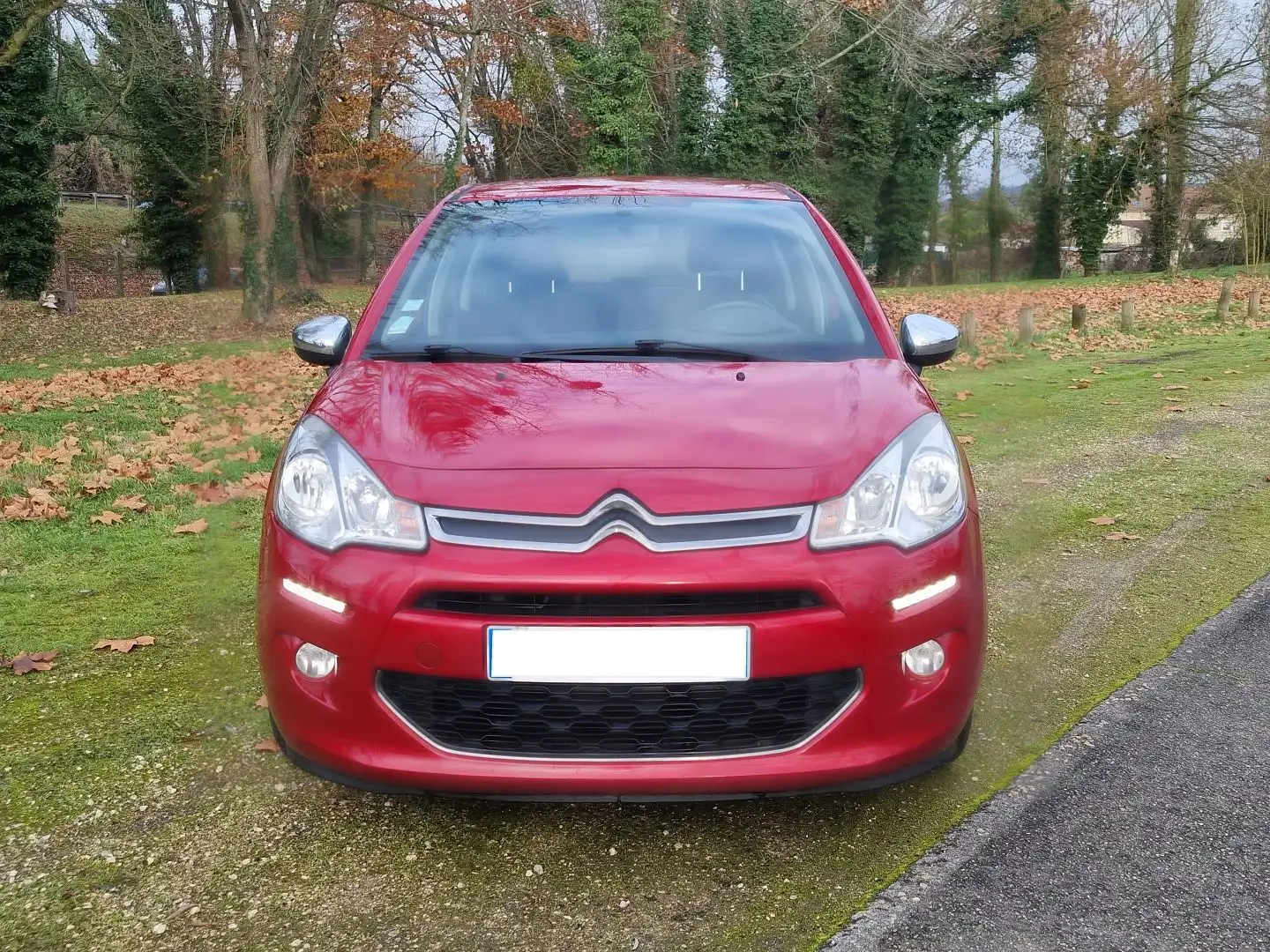 Citroen C3 1.4 HDI 70 CONFORT Rouge - 2