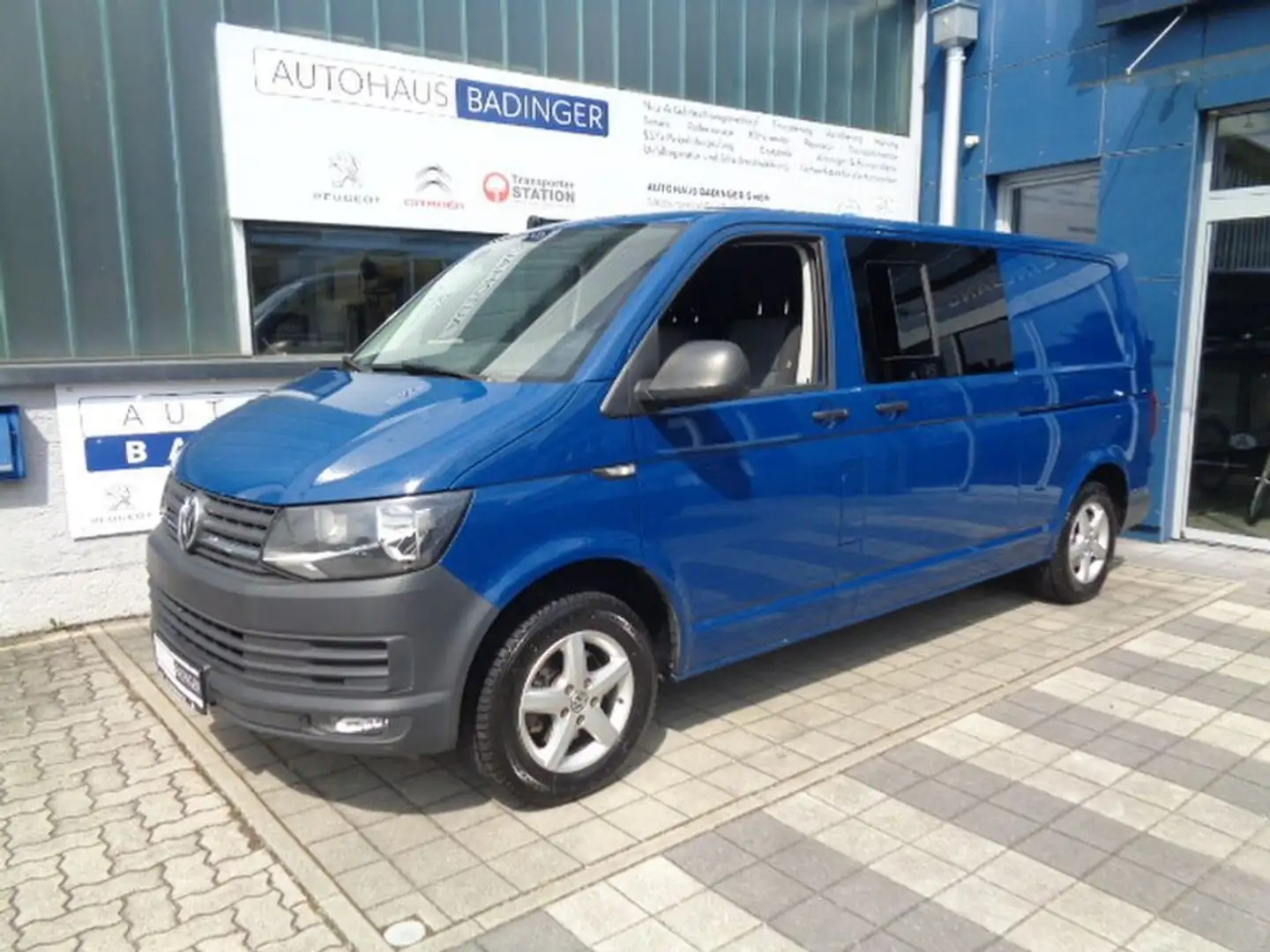 Volkswagen T6 Kombi 4Motionlanger Radstand Doppelkabiner Blau - 1