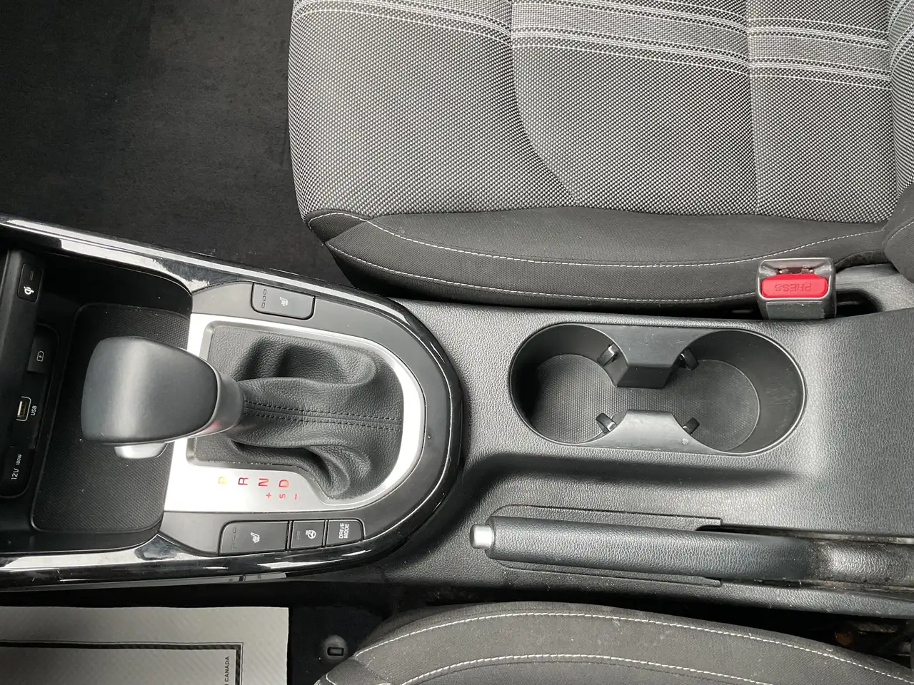 Kia Forte снимка Kia Forte