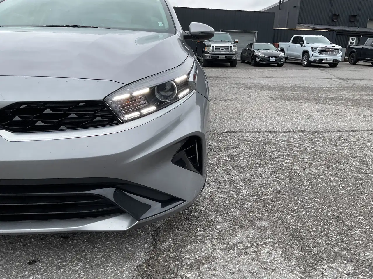 Kia Forte снимка Kia Forte