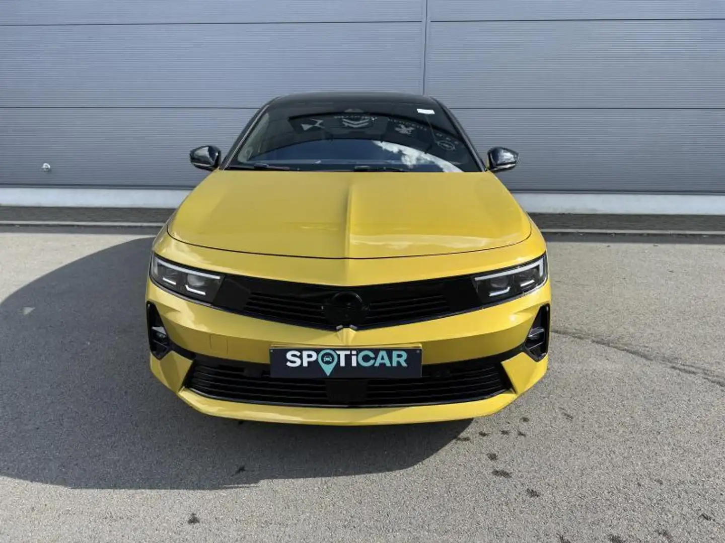 Opel Astra Ultimate ES 131 AUTO Or - 2