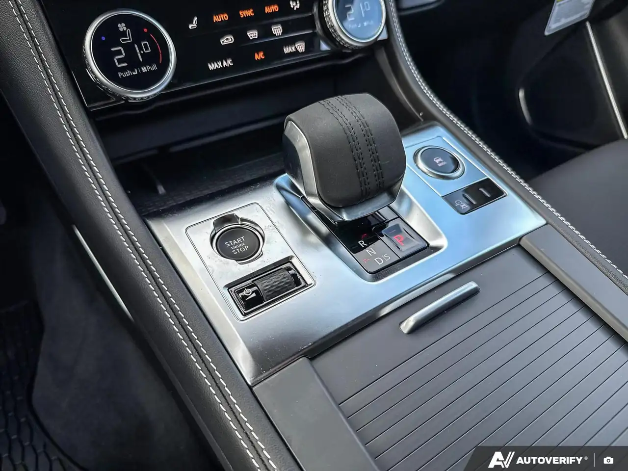 Jaguar F-Pace снимка Jaguar F-Pace