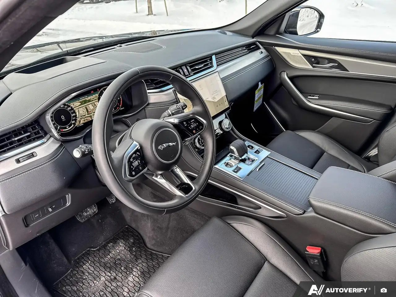 Jaguar F-Pace снимка Jaguar F-Pace