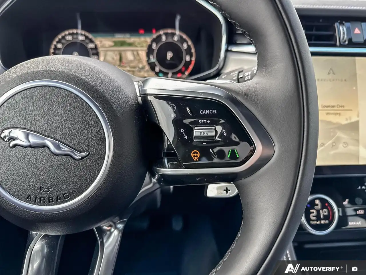 Jaguar F-Pace снимка Jaguar F-Pace