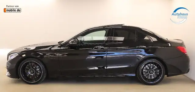 Mercedes-Benz C-Class view 4