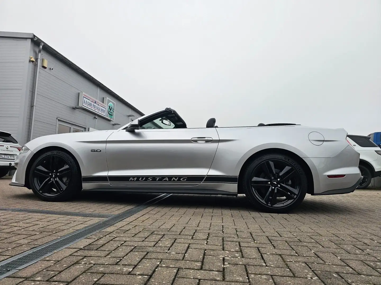 Ford Mustang 5.0 Ti-VCT V8 GT Auto Cabrio Silber - 1