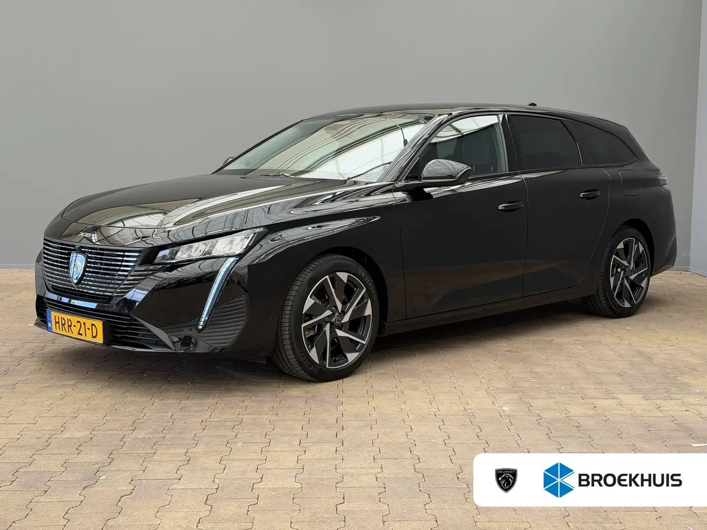 Peugeot 308 SW 1.6 Plug-in Hybrid 180 Allure Avantage Navigati Zwart - 1