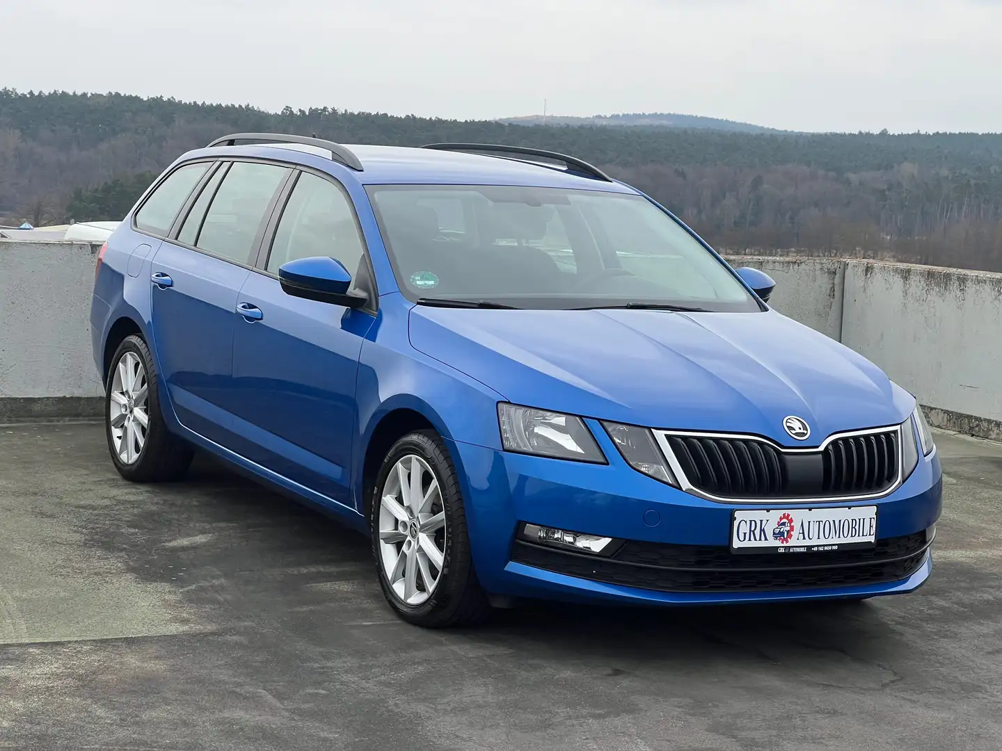 Skoda Octavia 2.0TDI 150PS DSG Ambition Alu PDC AHK 1-Hand Blau - 1