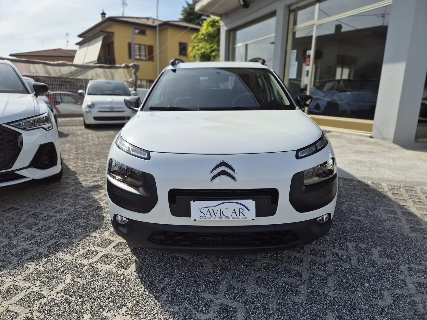 Citroen C4 Cactus 1.6 bluehdi Shine 100cv Weiß - 1