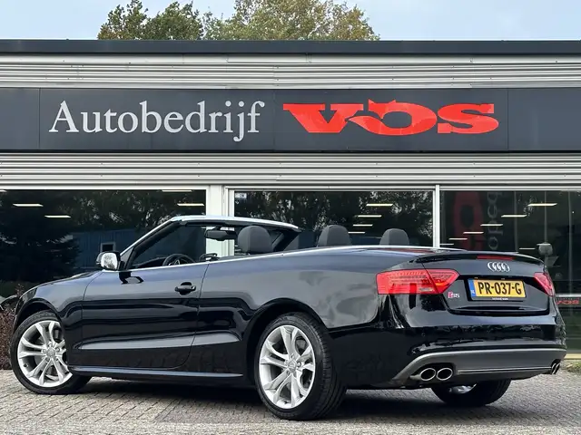 Audi S5 view 9