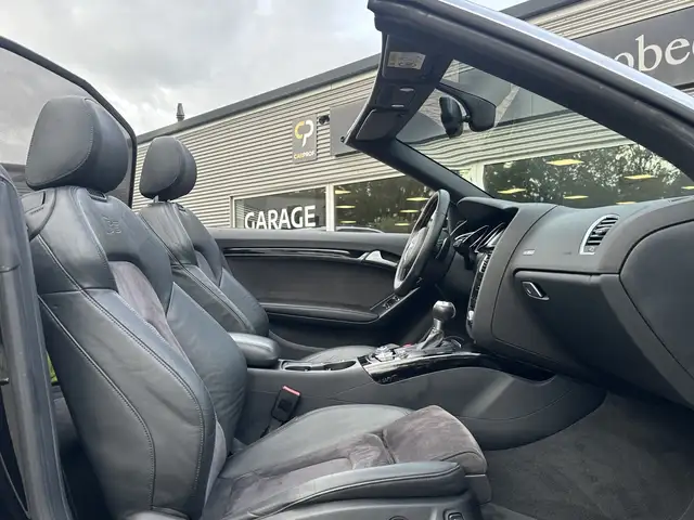 Audi S5 view 10