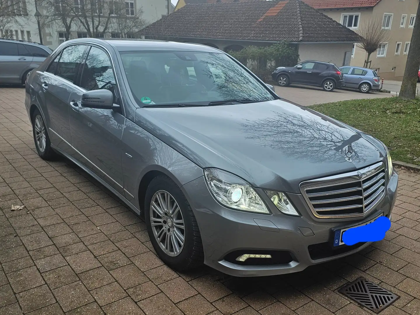 Mercedes-Benz E 350 E 350 CGI 7G-TRONIC Avantgarde Argent - 1