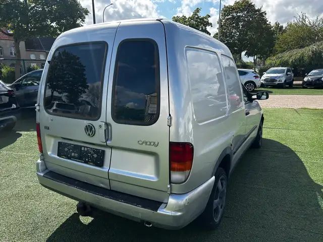 Volkswagen Caddy view 7