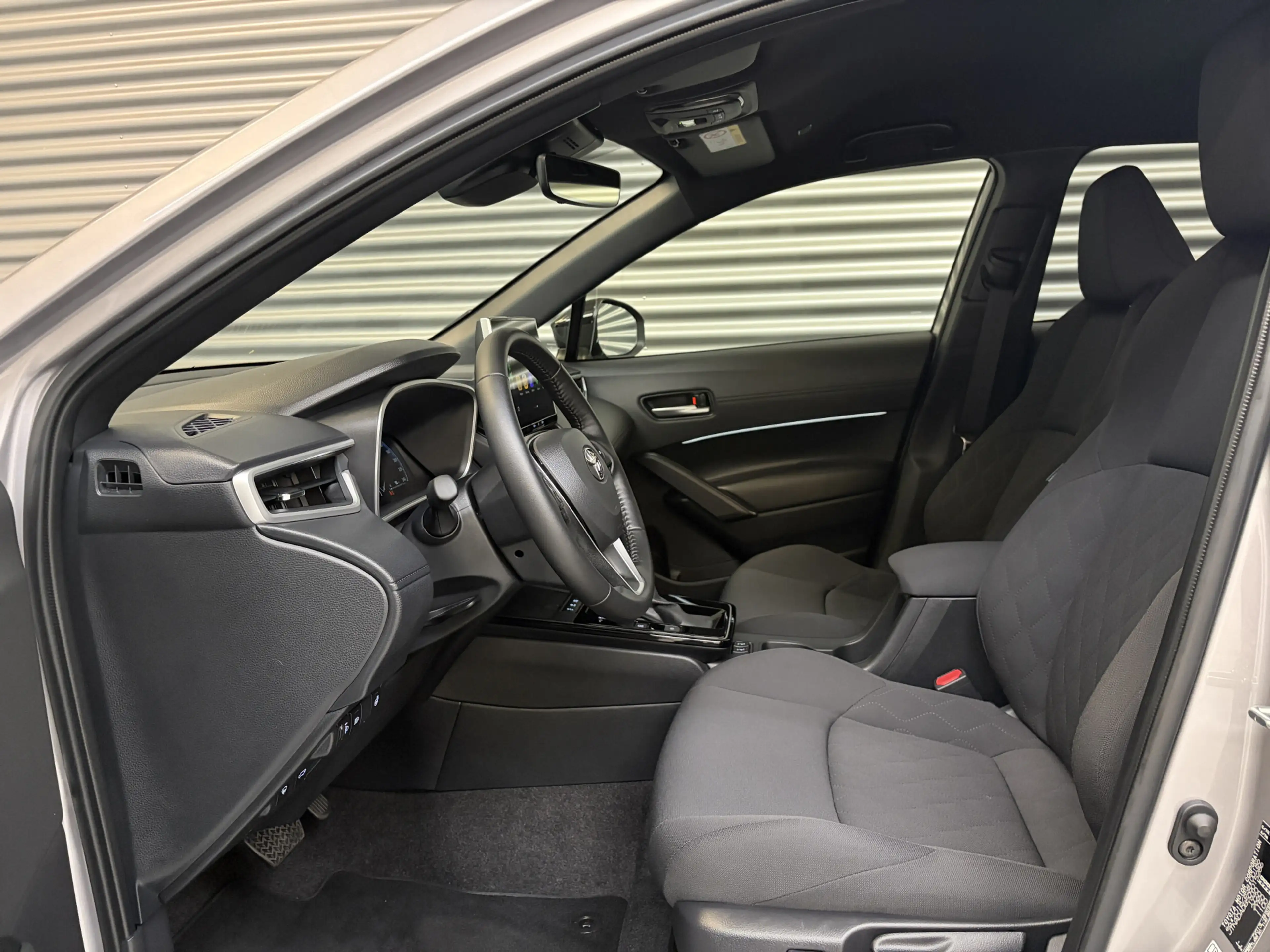Toyota Corolla Cross Hybrid 140 STYLE/PDC/CAM/DODE HOEK/EL A KLEP/NAVI/ — photo 5