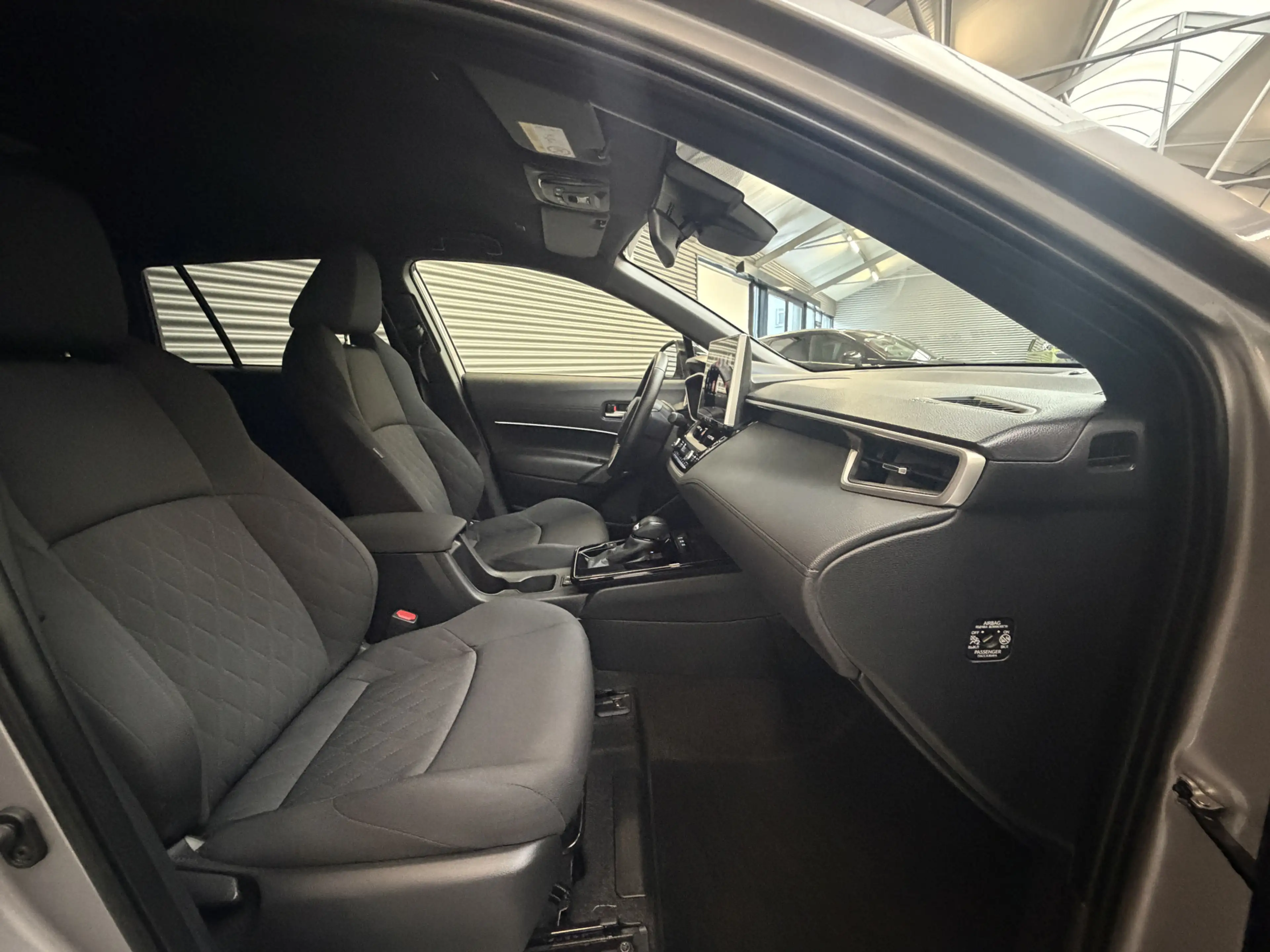 Toyota Corolla Cross Hybrid 140 STYLE/PDC/CAM/DODE HOEK/EL A KLEP/NAVI/ — photo 30