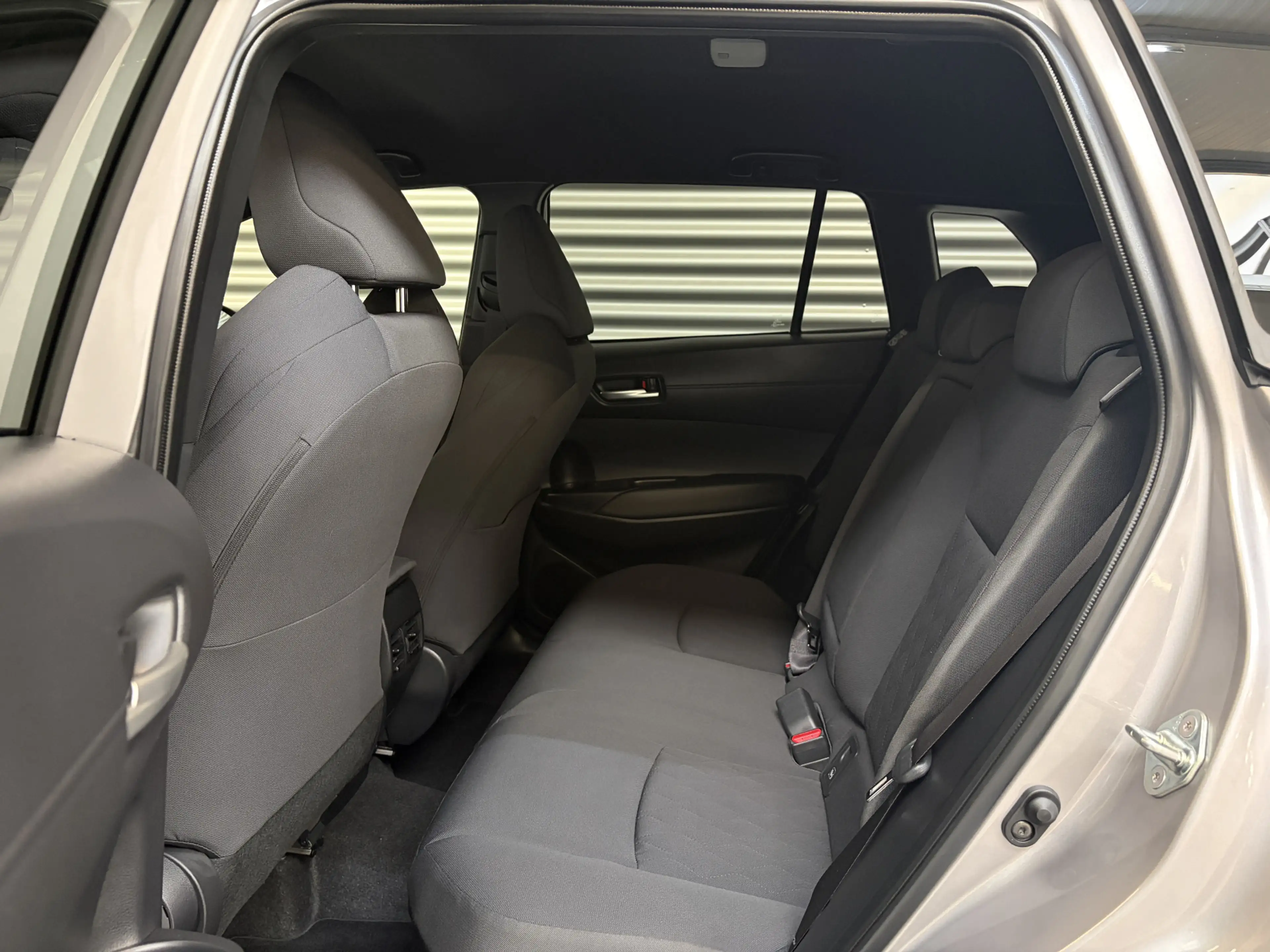 Toyota Corolla Cross Hybrid 140 STYLE/PDC/CAM/DODE HOEK/EL A KLEP/NAVI/ — photo 9