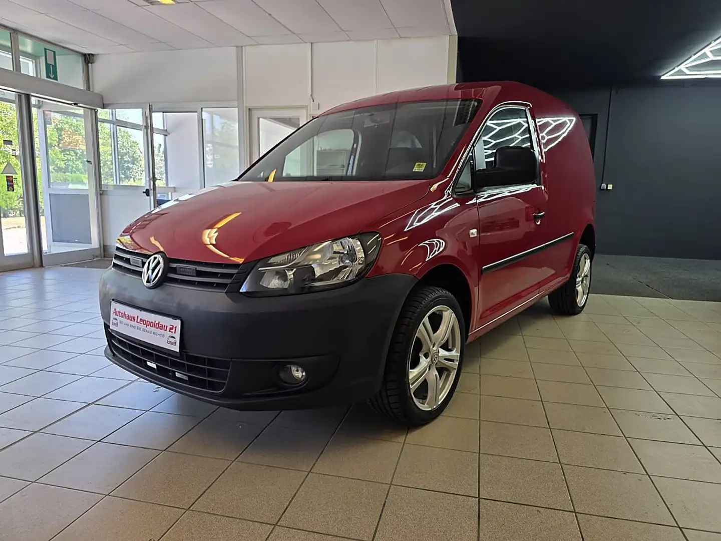 Volkswagen Caddy Kastenwagen 2,0 TDI 4MOTION Rot - 1