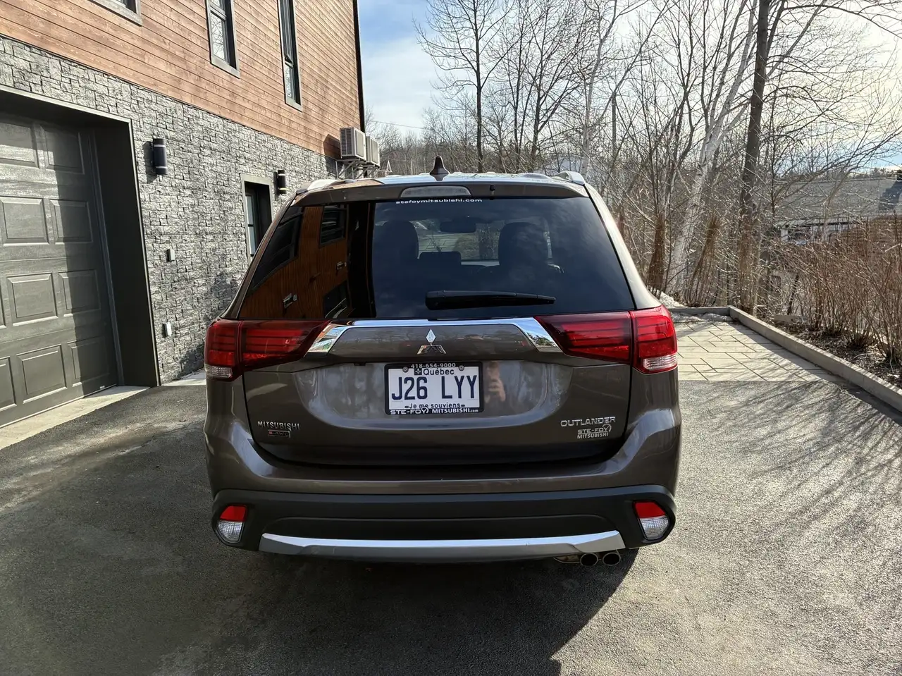 Mitsubishi Outlander снимка Mitsubishi Outlander