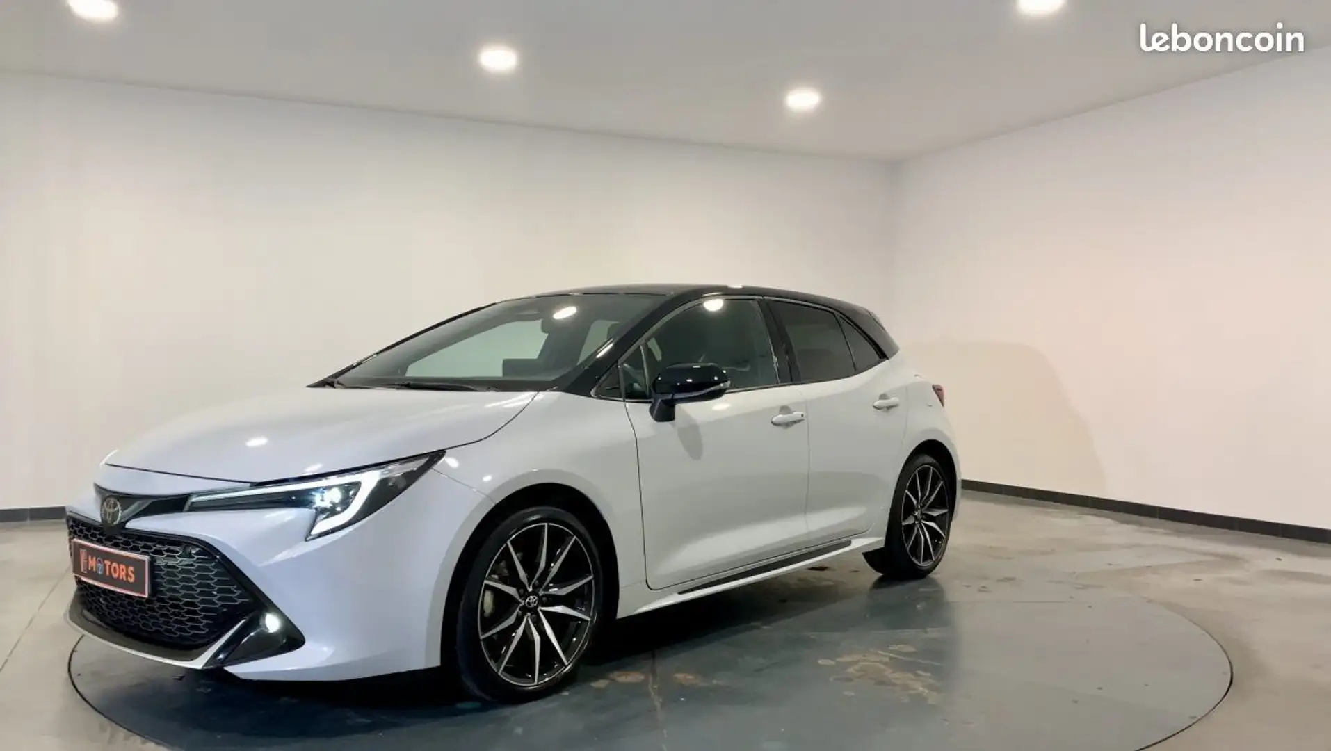 Toyota Corolla 2.0 Hybride 196ch GR Sport Wit - 1