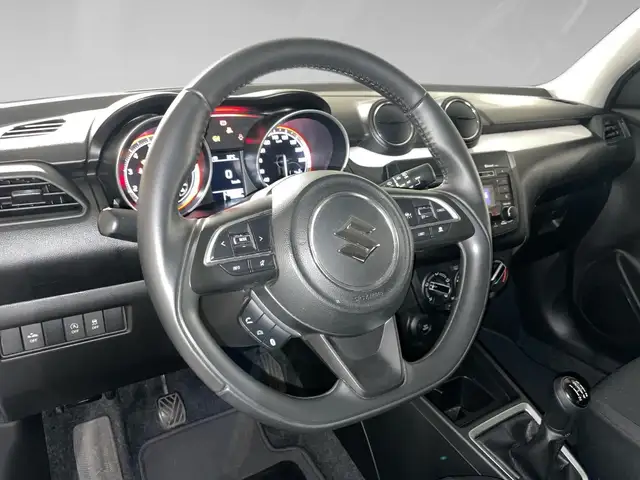 Suzuki Swift view 8