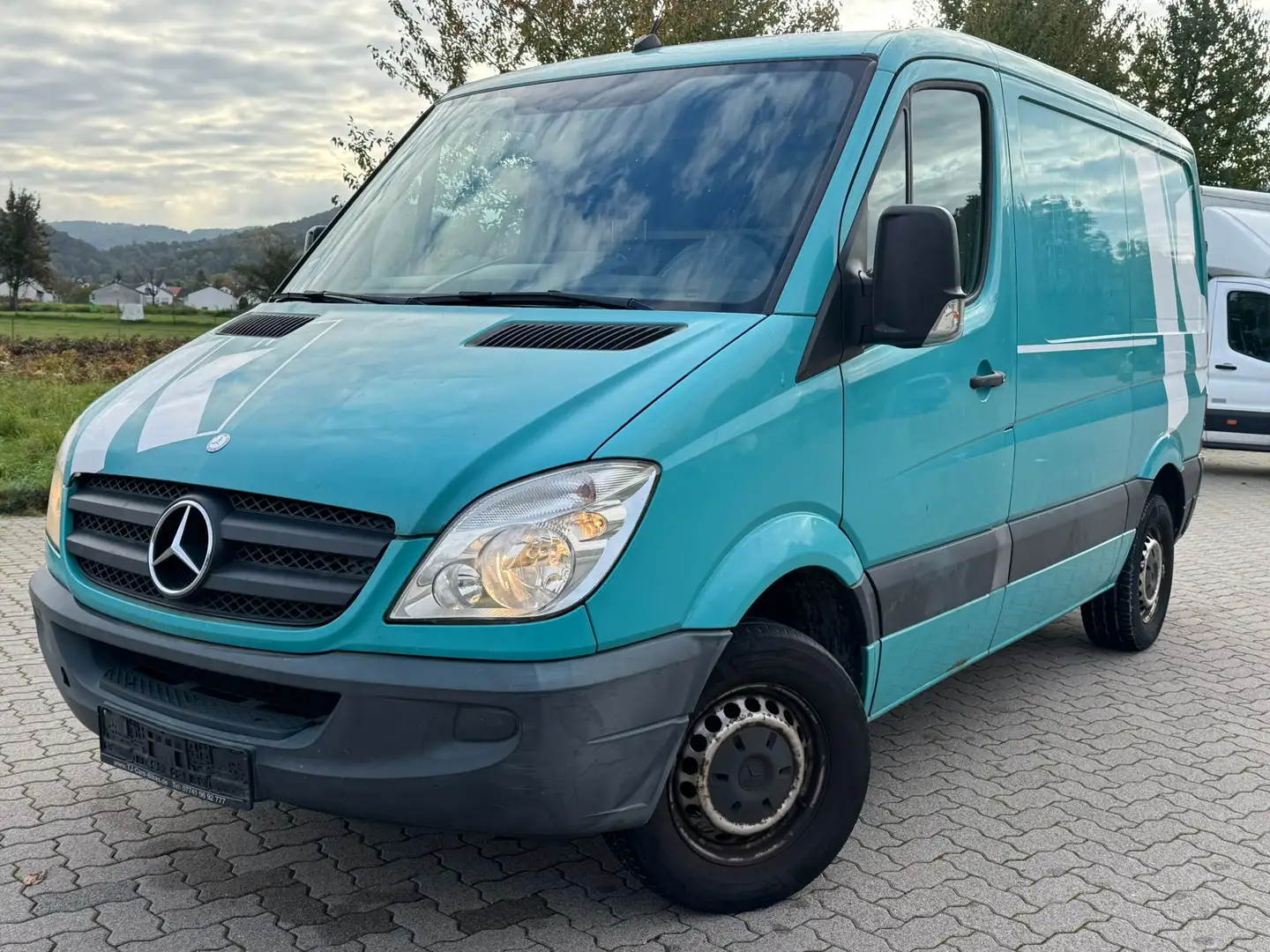 Mercedes-Benz Sprinter Regalsystem Fahrtenschreiber - 1