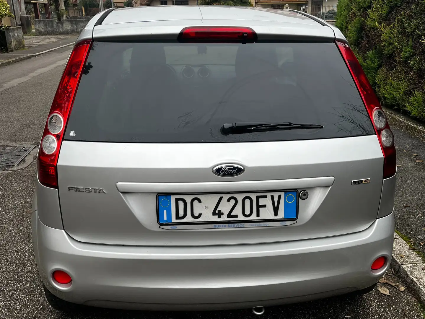 Ford Fiesta Fiesta V 2006 3p 1.4 tdci Ghia Grigio - 2