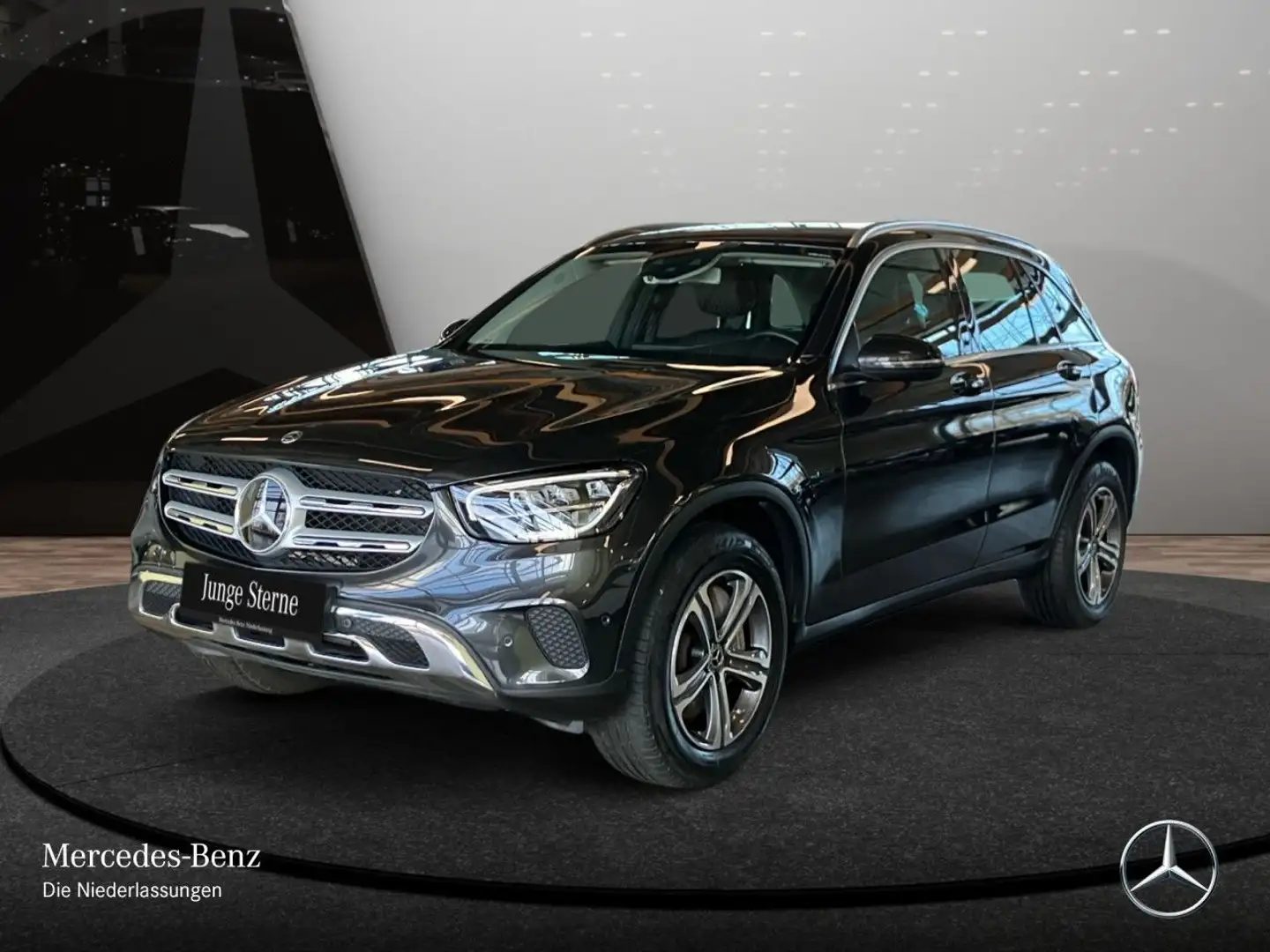 Mercedes-Benz GLC 300 e 4M PANO+AHK+LED+FAHRASS+KAMERA+KEYLESS Grau - 2