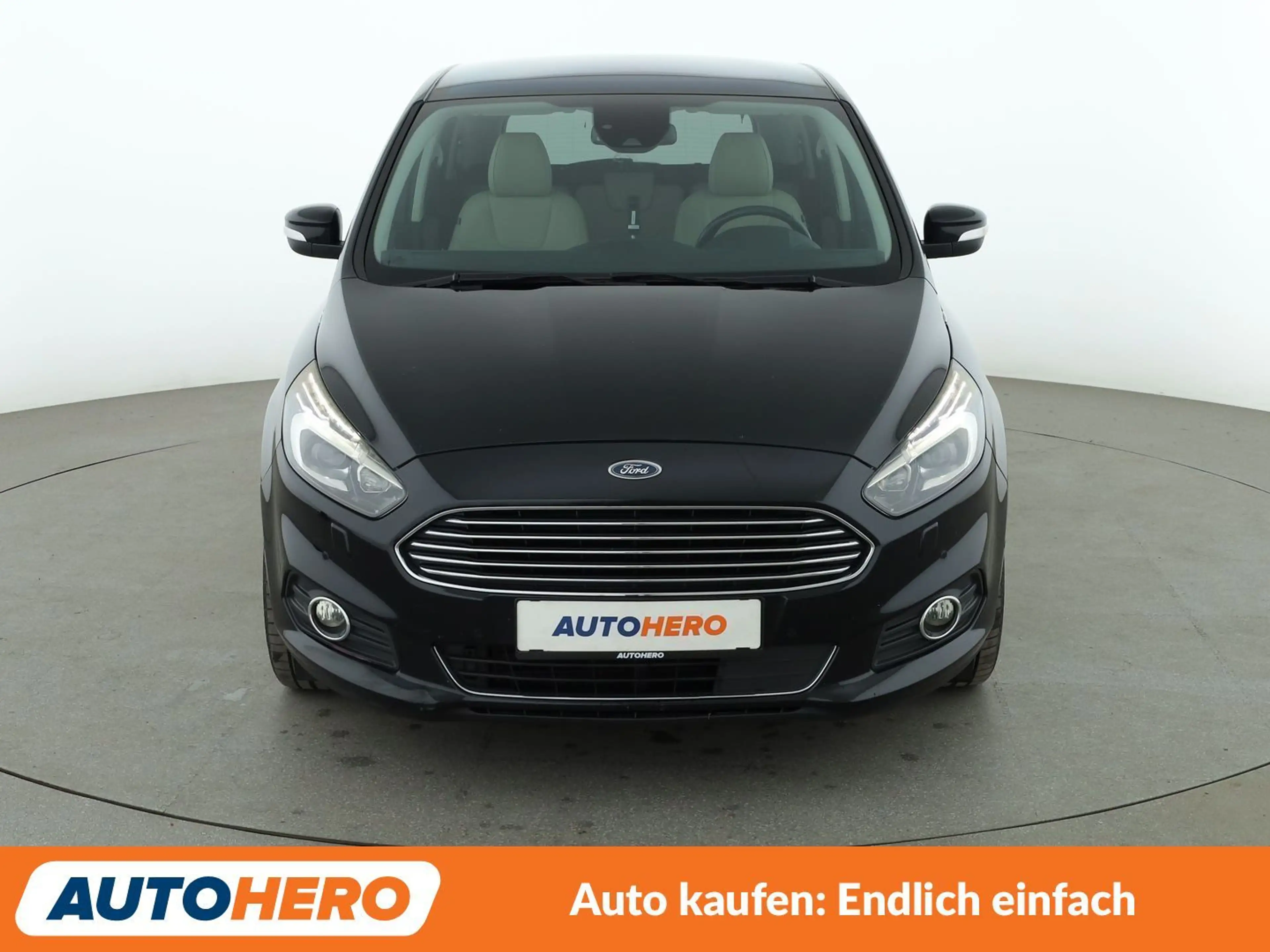 Ford S-Max 2.0 TDCi EcoBlue Titanium — photo 9