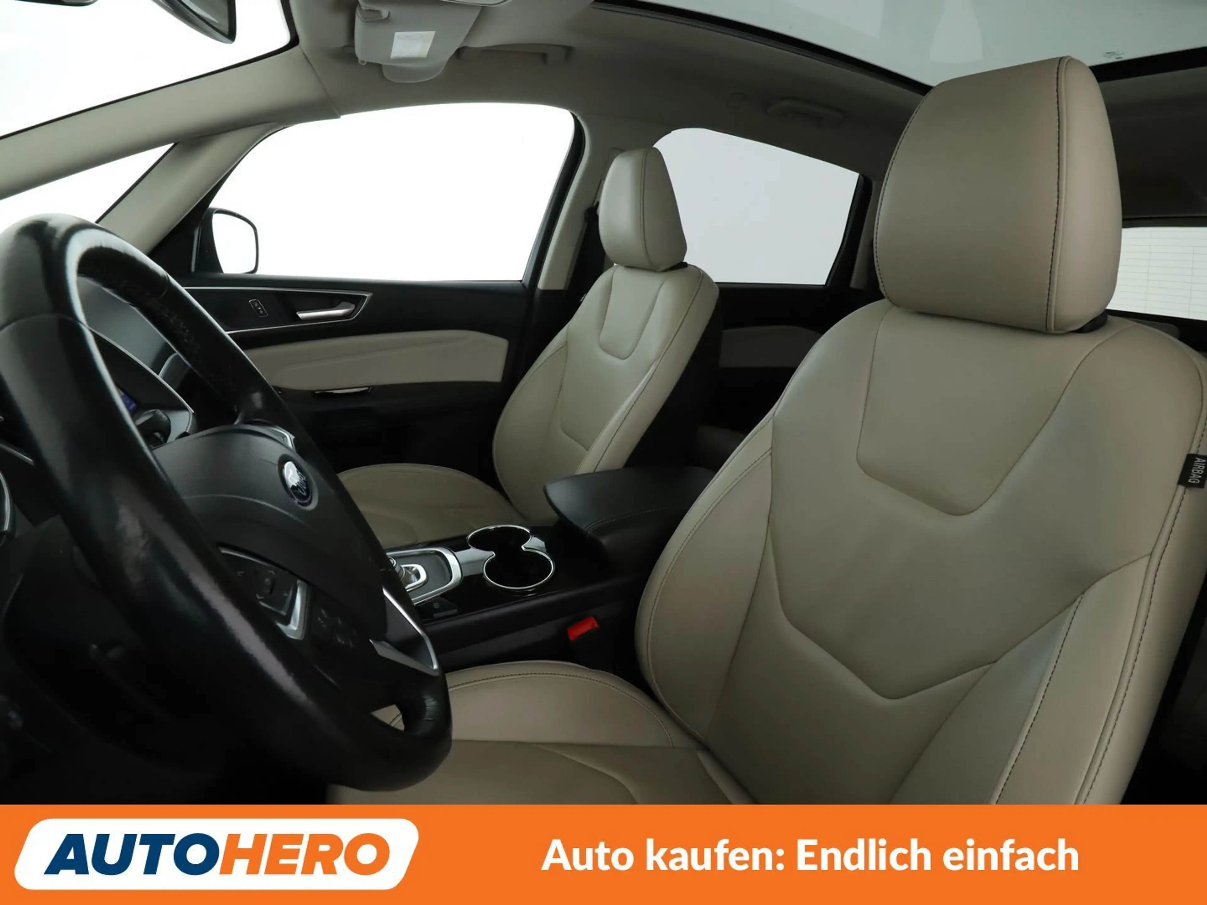 Ford S-Max 2.0 TDCi EcoBlue Titanium — photo 10
