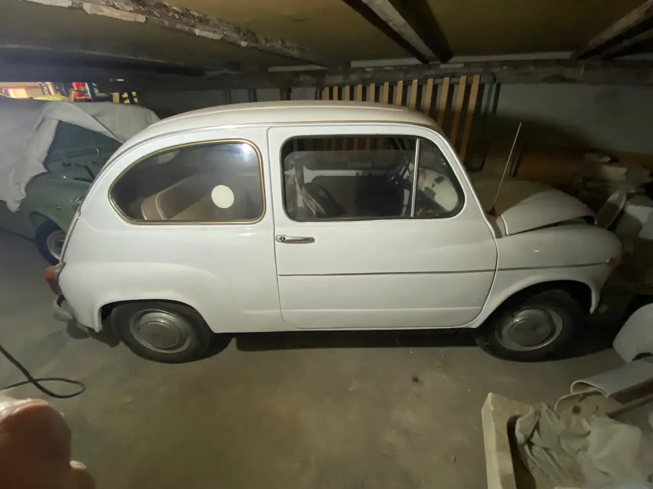 SEAT 600 E, foto 2