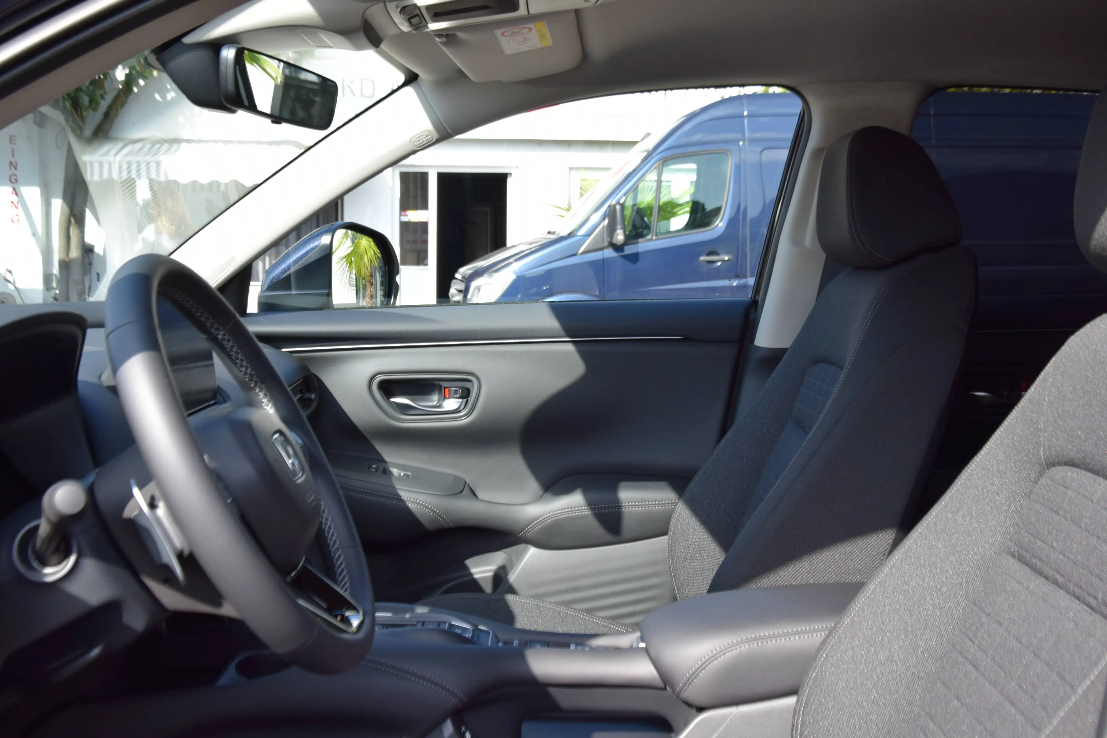 Honda ZR-V ZR-V e:HEV 2.0 i-MMD Hybrid Elegance — photo 14