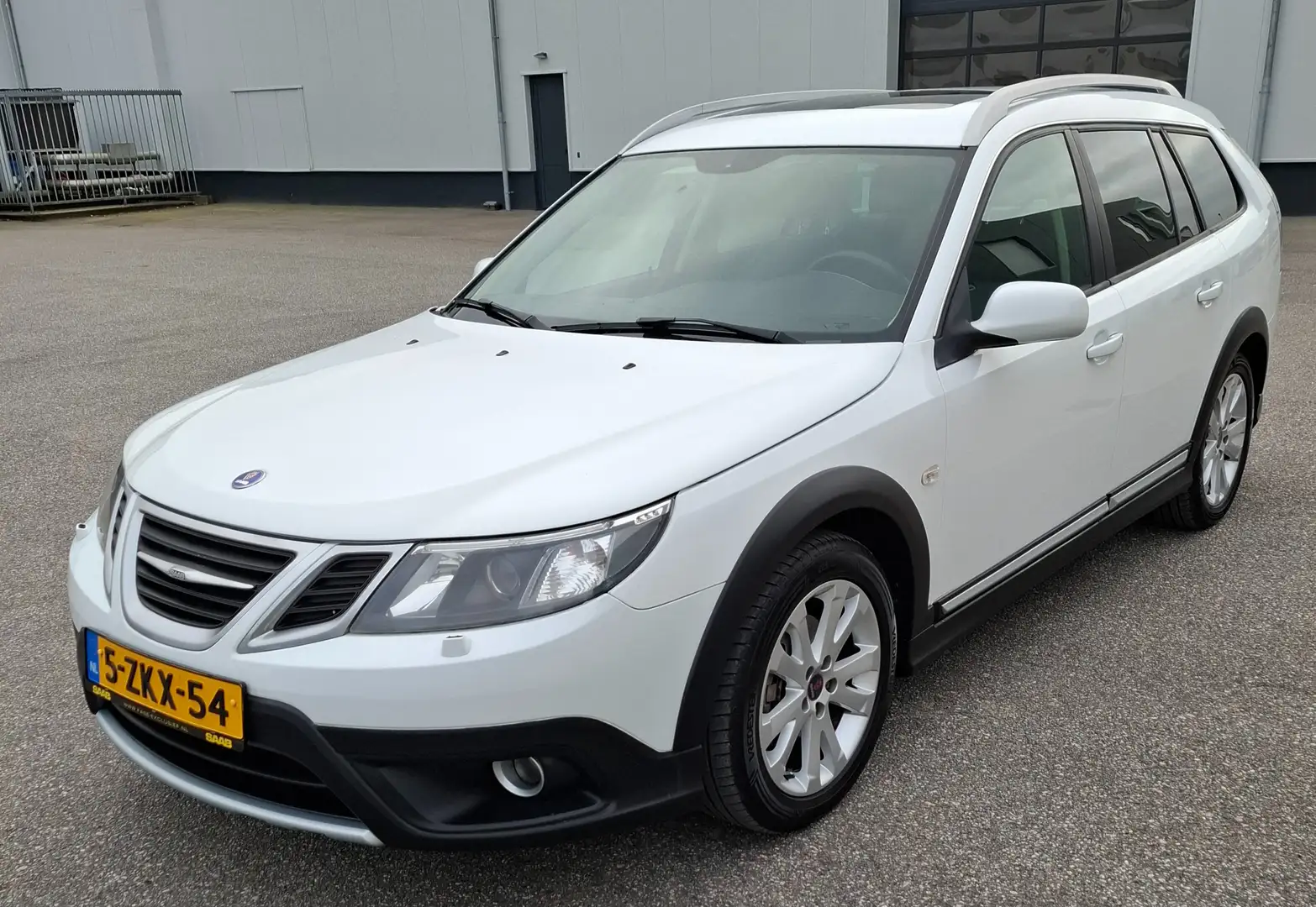 Saab 9-3 9,3X 2.0 biopower Aero XWD Biały - 1