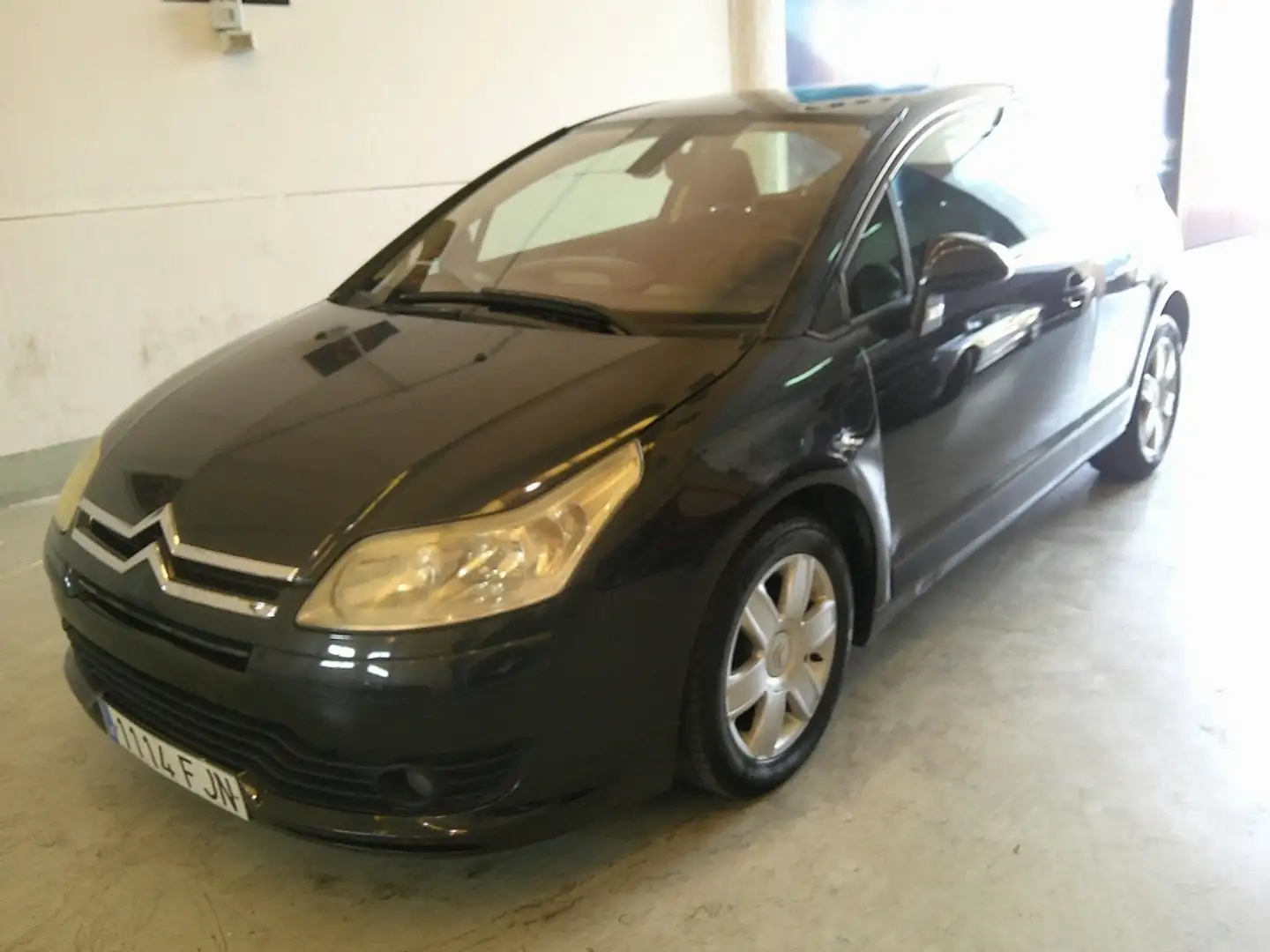 Citroen C4 Coupé 1.6HDI Collection Negro - 1