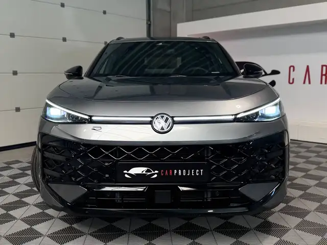 Volkswagen T-Roc view 7