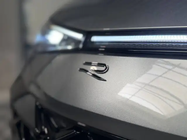 Volkswagen T-Roc view 8